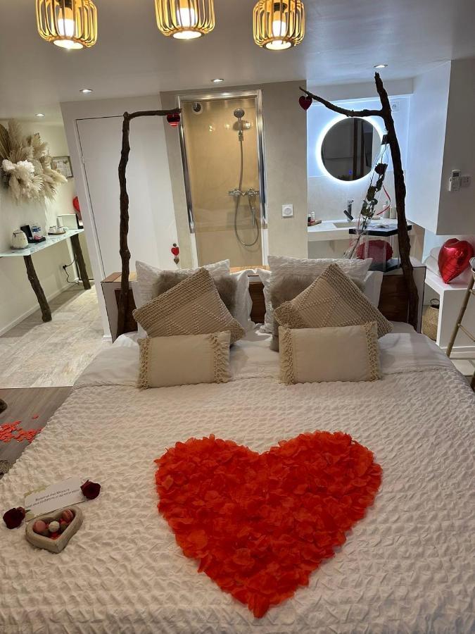 Appartement Jacuzzi Prive Awinion Zewnętrze zdjęcie