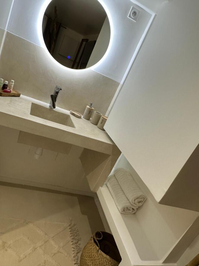 Appartement Jacuzzi Prive Awinion Zewnętrze zdjęcie